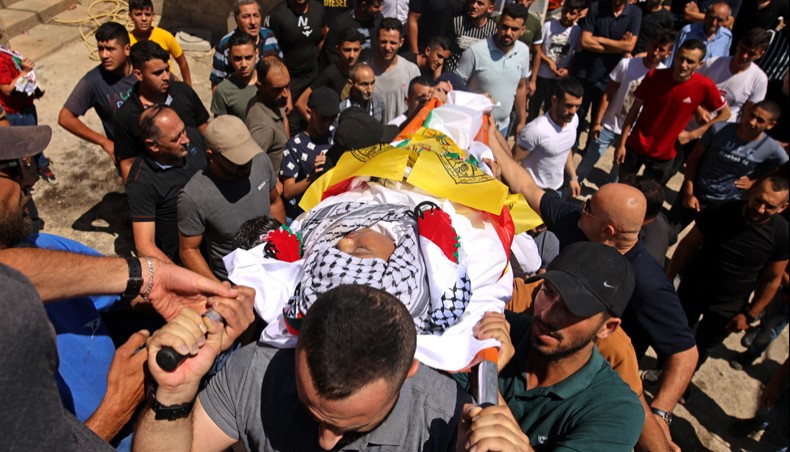 Israeli army shots Palestinian minor boy to death