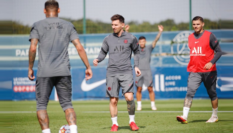 Messi back in training with PSG after club lifts suspension
