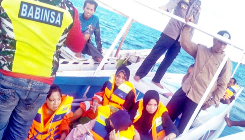 26 People Missing After Ferry Sinks In Indonesia