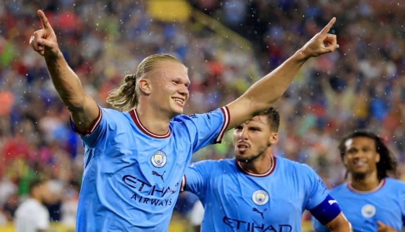 Erling Haaland Scores at Lambeau Field in Manchester City Debut - Sports  Illustrated