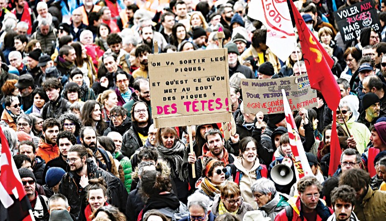 Last-ditch protests in France over pension reform