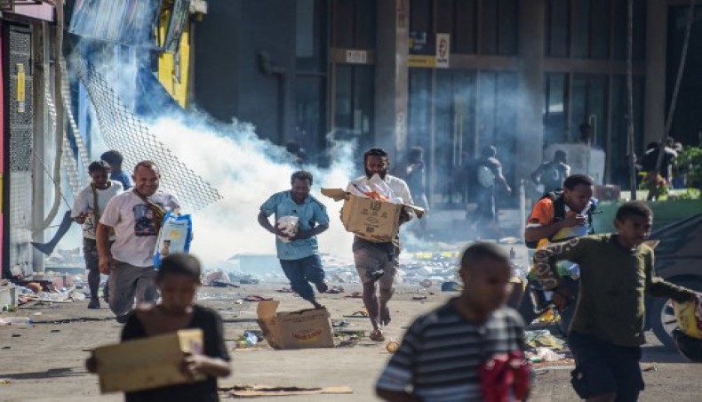 New Age | 15 Dead In Riots In Papua New Guinea