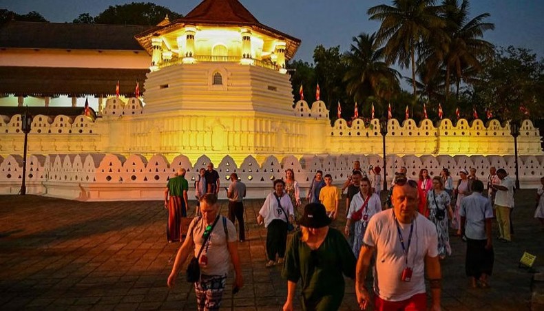 New Age | Sri Lankan economy rebounds as tourists return